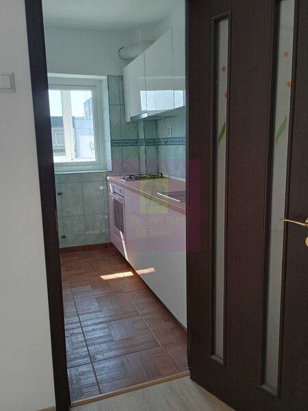 Garsonieră renovată- 33 MP LUJERULUI